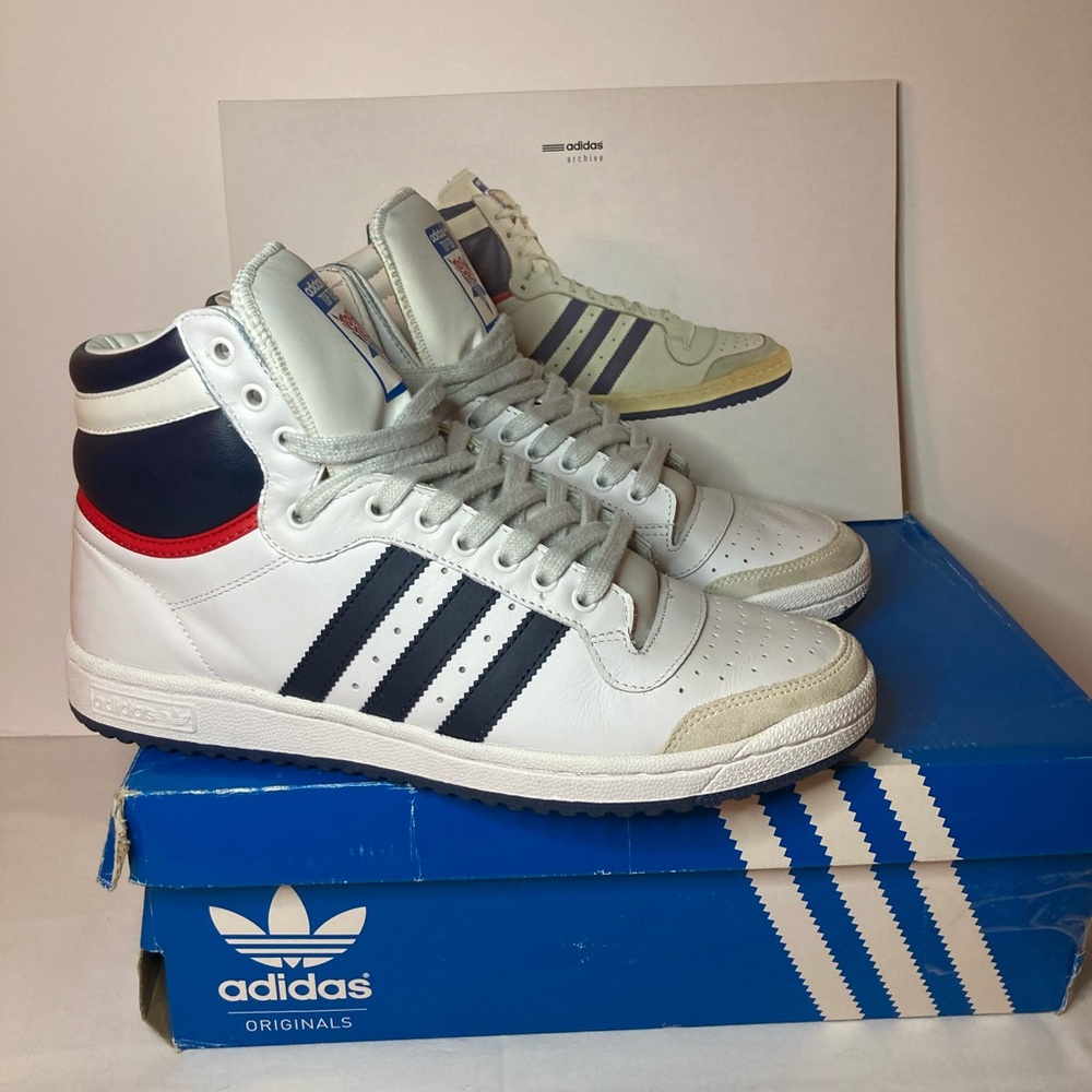 Adidas originals classics size 9.5 US